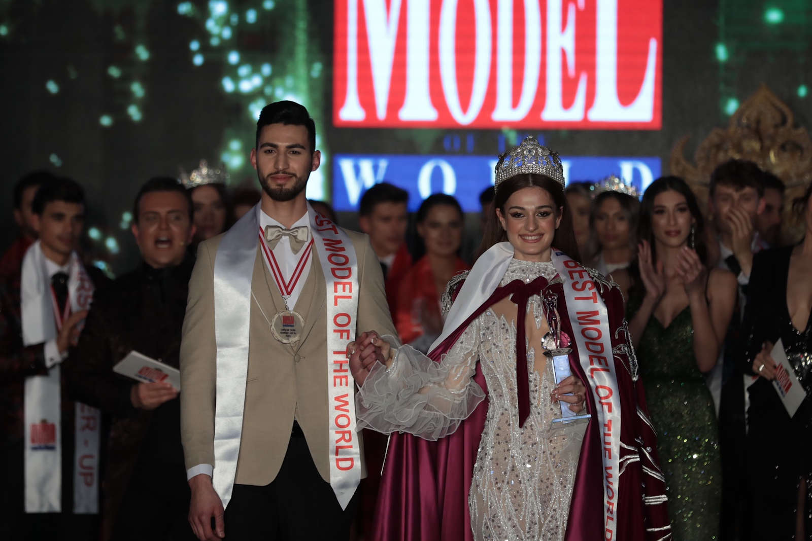 Doğu perspektif yörünge top model of the world 2013 Damlama ortak görüşmek